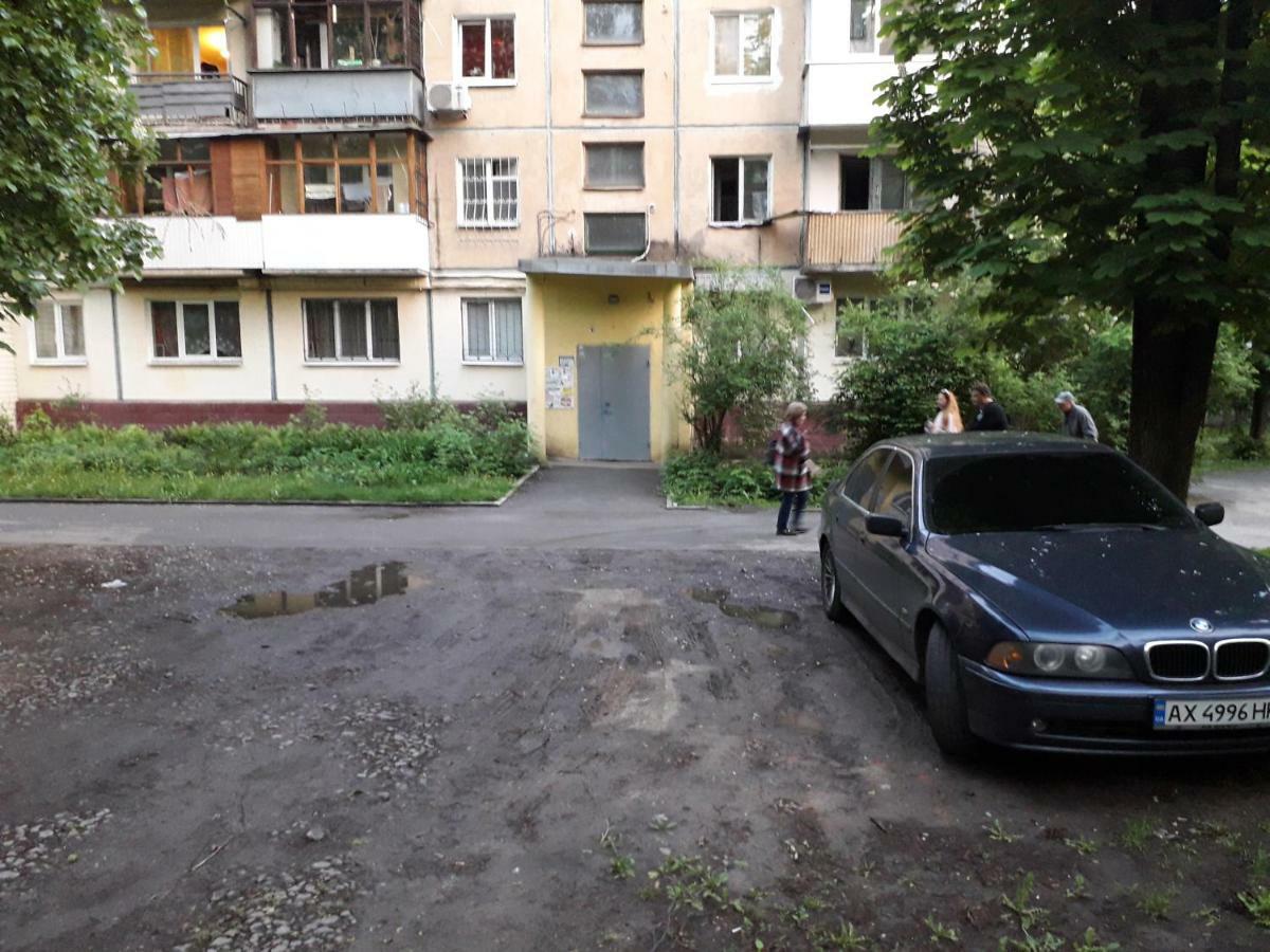 Apartment 30 M2 On Sergei Esenin 11 Jarkov Exterior foto